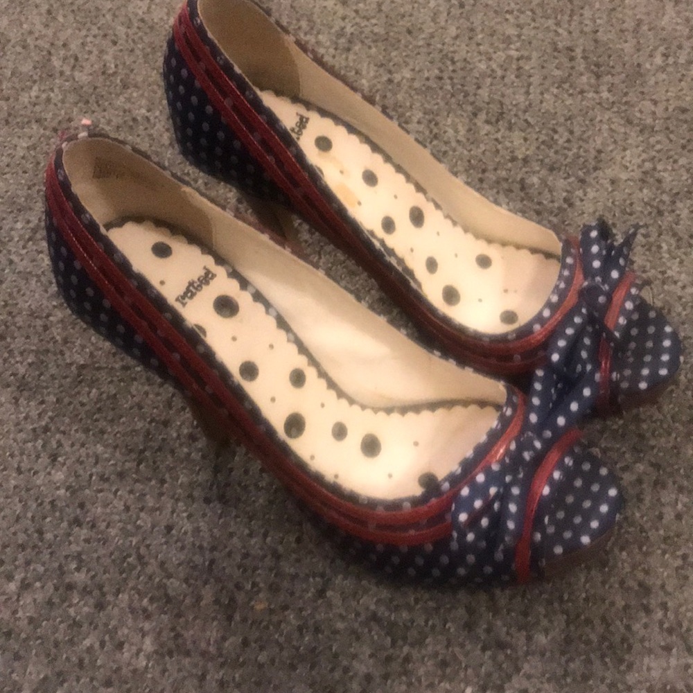 Cute retro heels